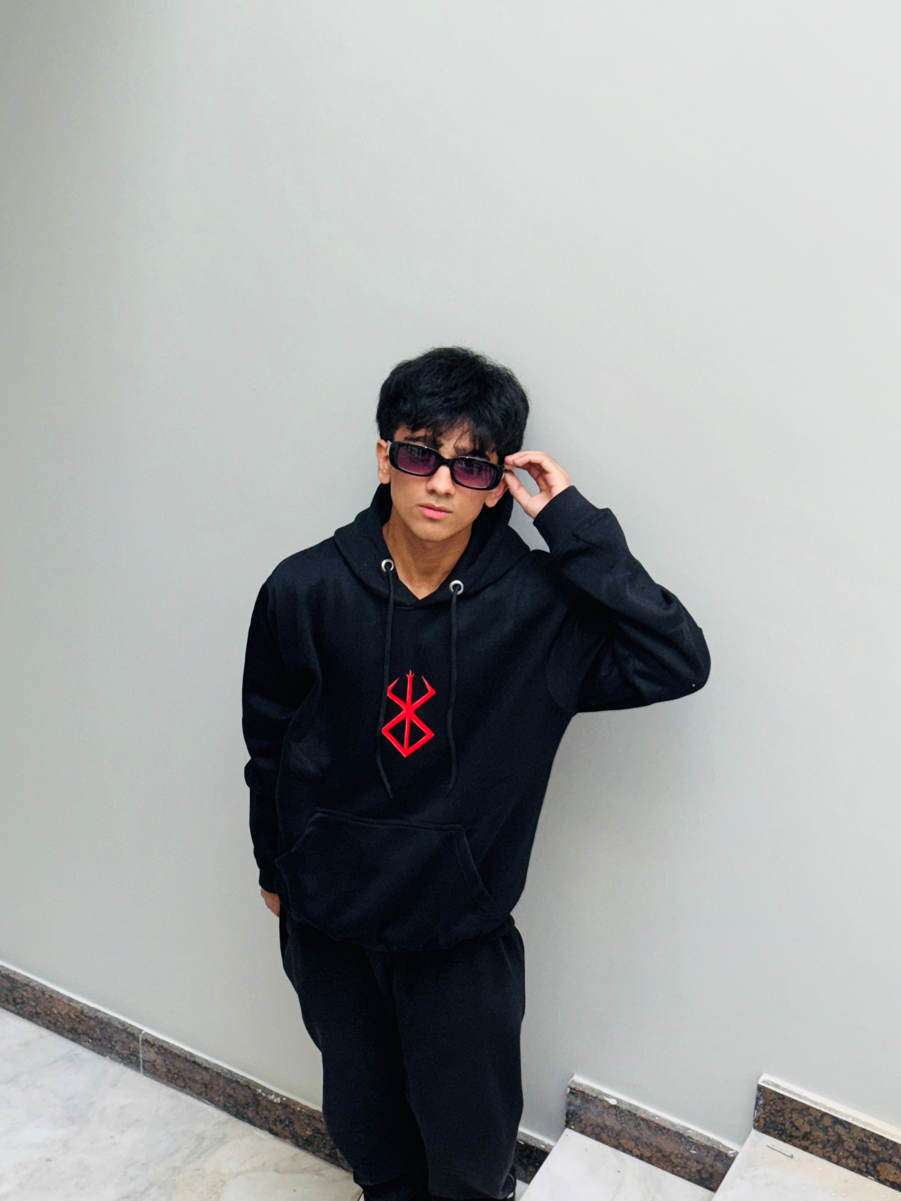 BESERK BLACK HOODIE